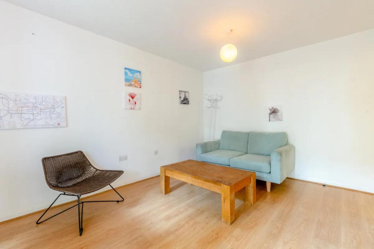 Apartamento Spacious 1 Bed Near Shoreditch Park