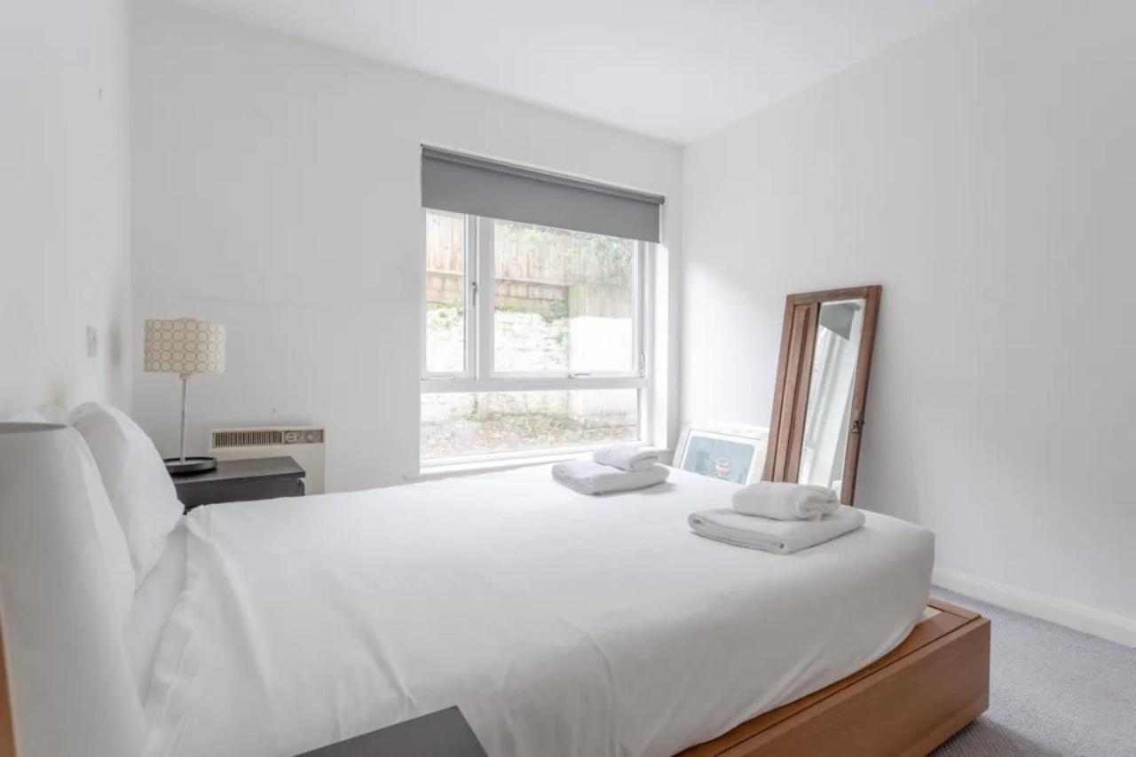 Spacious 1 Bed Near Shoreditch Park Apartamento *