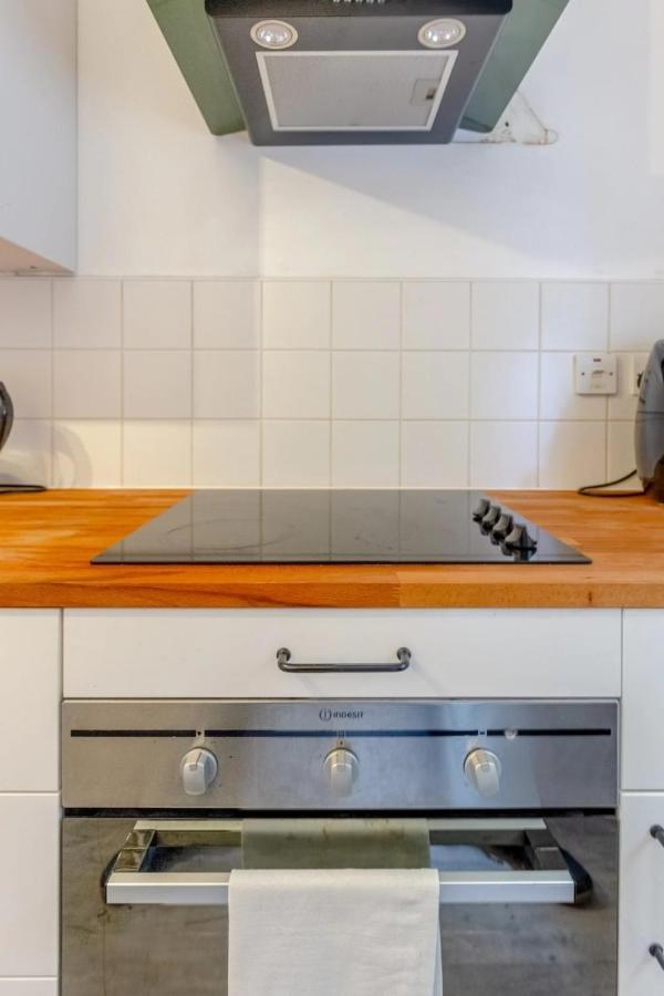 Apartamento Spacious 1 Bed Near Shoreditch Park *